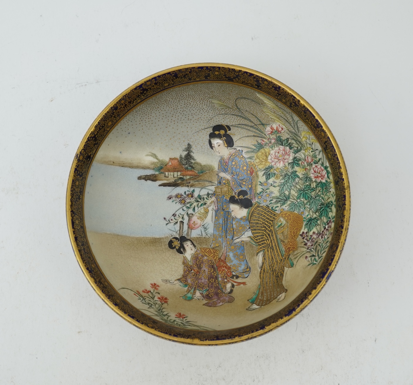 A Japanese Satsuma bowl, by Kinkozan, Meiji period